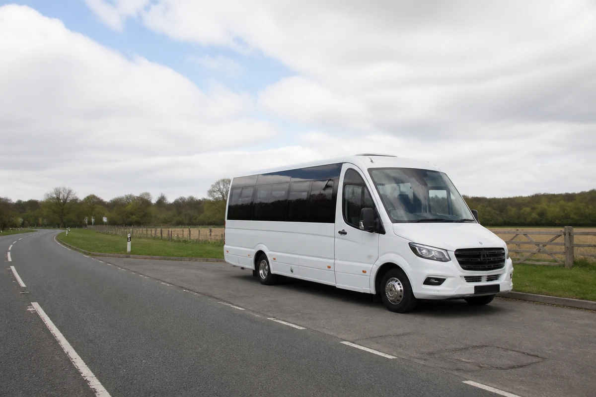22 Seater Minibus Hire