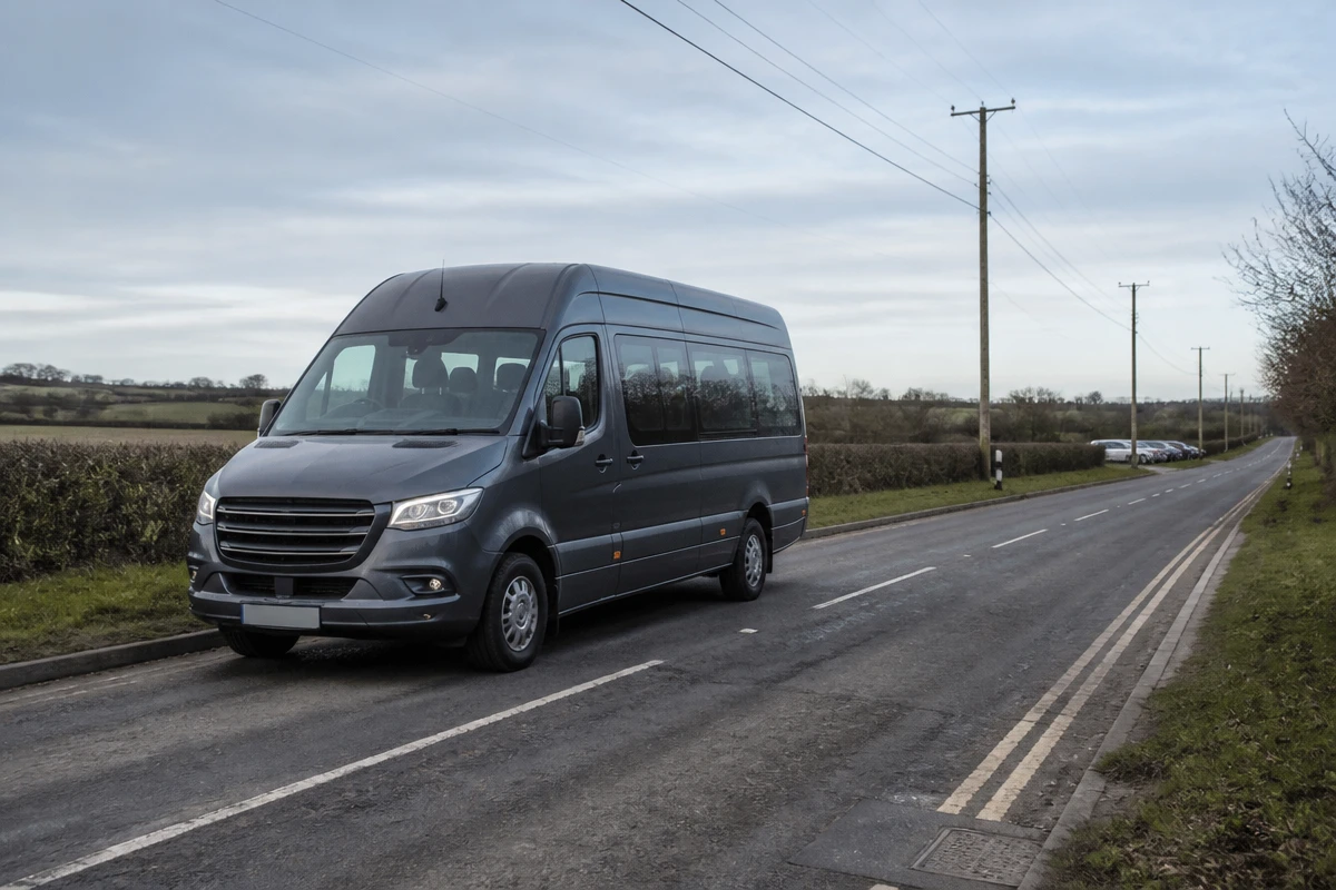 Hire Minibus 16 Seater