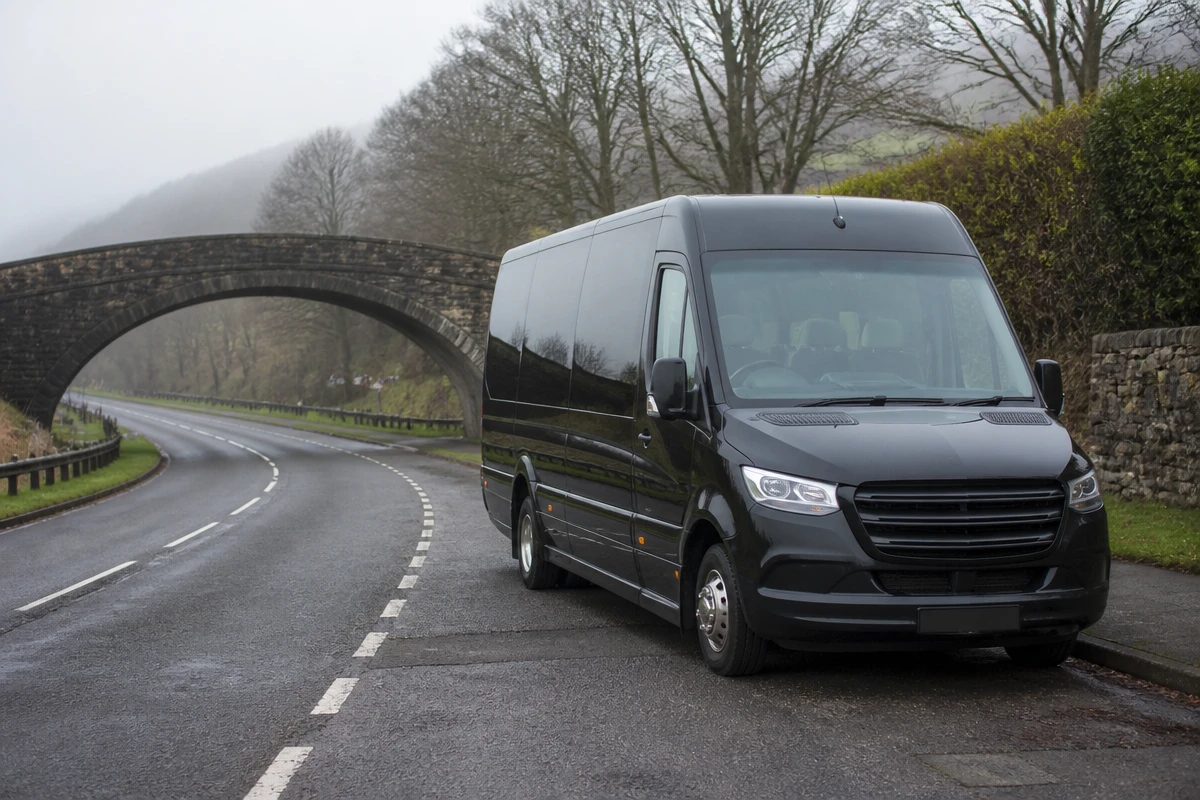 Minibus Hire in Braunstone