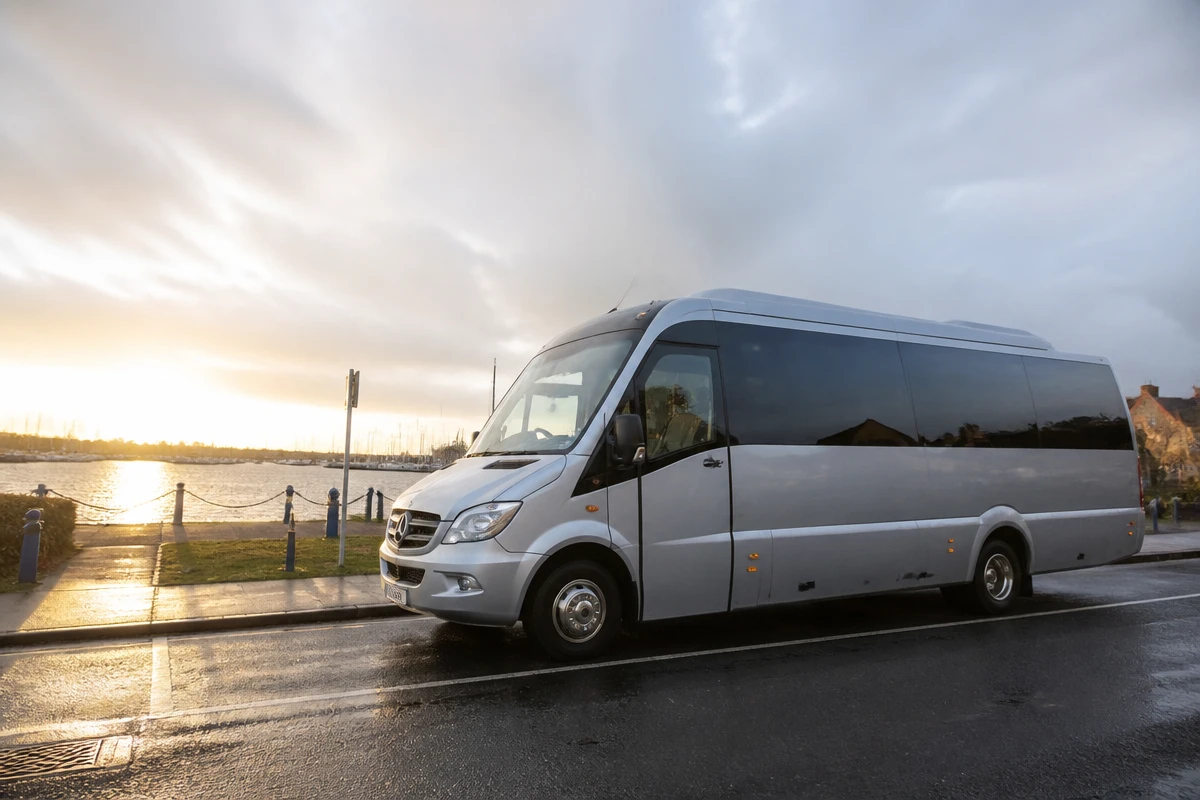 Minibus Hire in Evington
