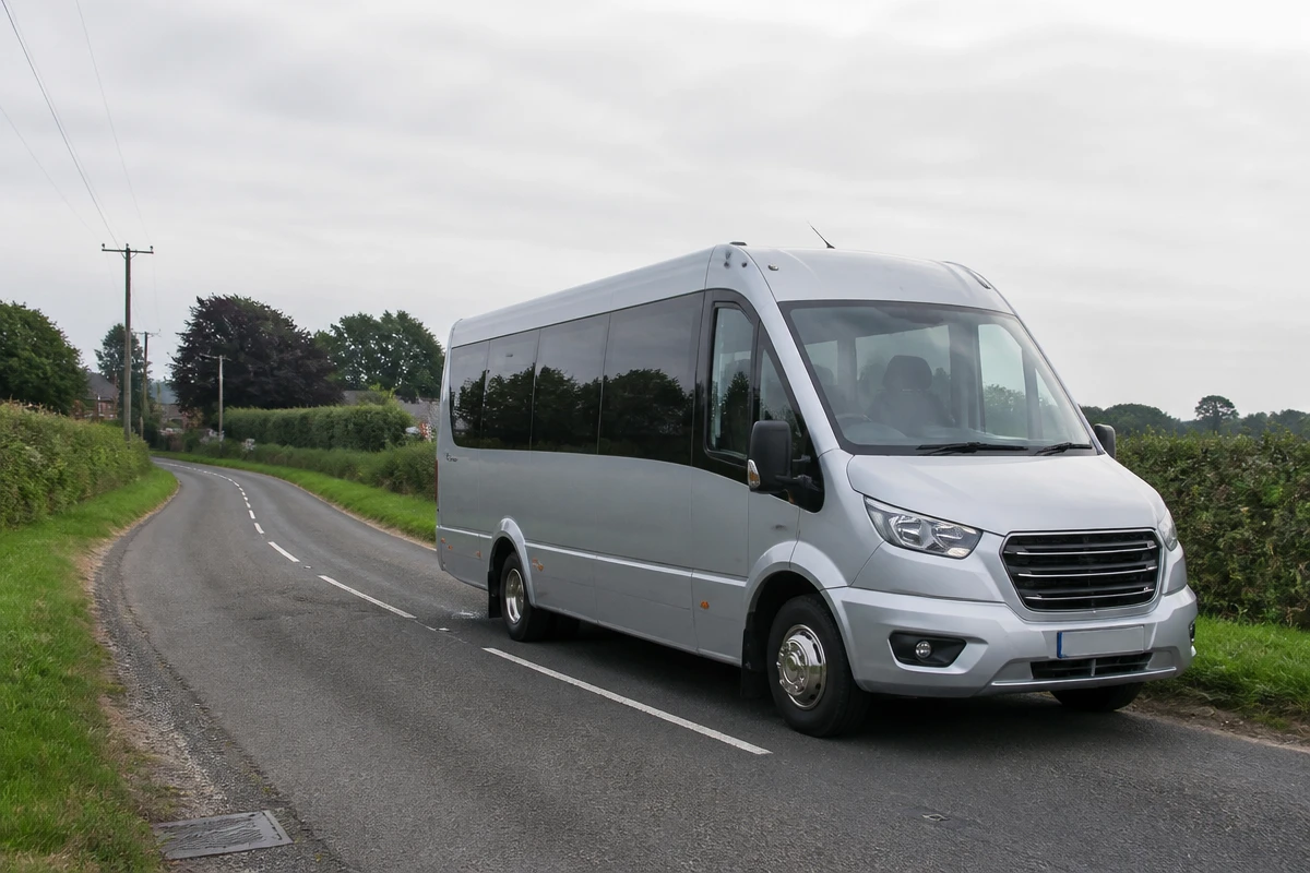 Minibus Hire in Stoneygate